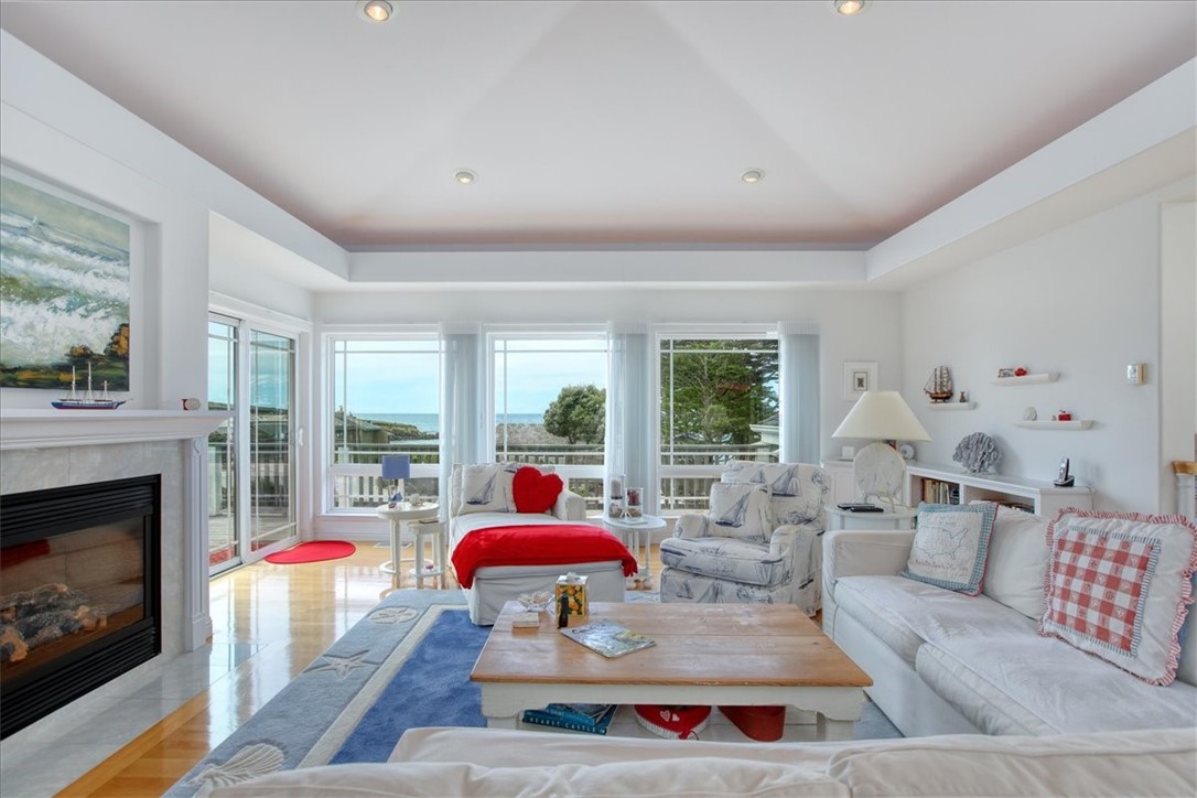 4824 Windsor Blvd, Cambria, CA 93428
