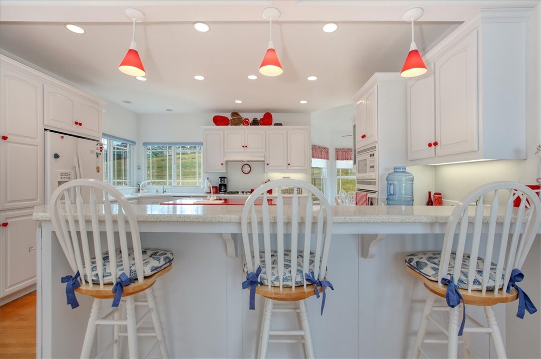 4824 Windsor Blvd, Cambria, CA 93428