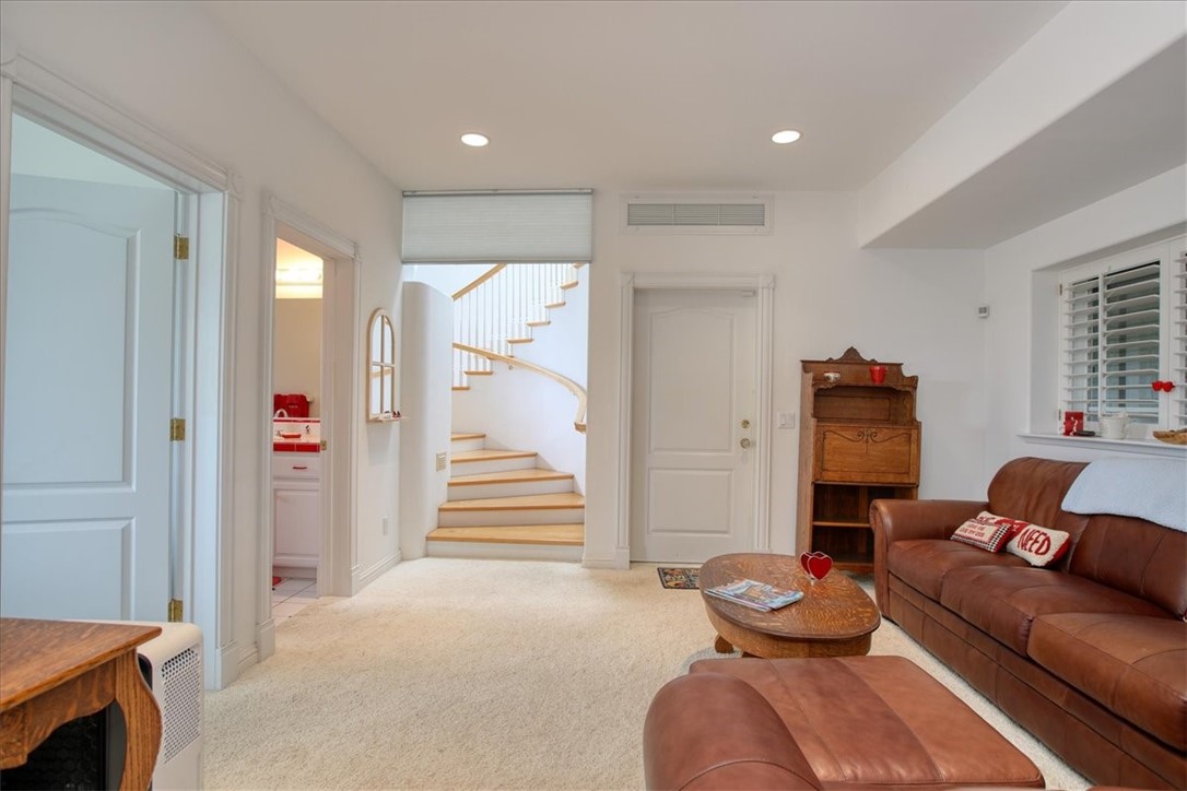 4824 Windsor Blvd, Cambria, CA 93428