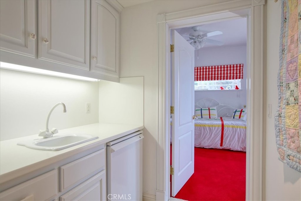 4824 Windsor Blvd, Cambria, CA 93428