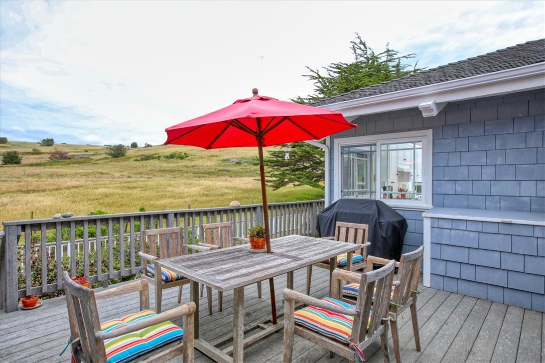 4824 Windsor Blvd, Cambria, CA 93428