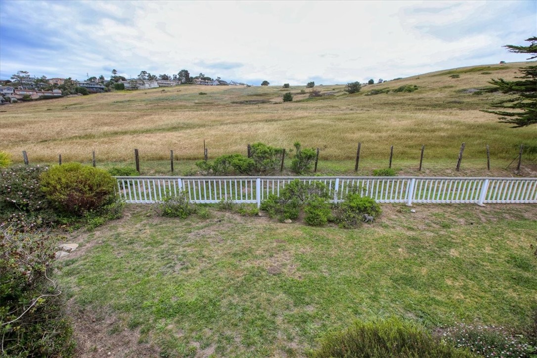 4824 Windsor Blvd, Cambria, CA 93428