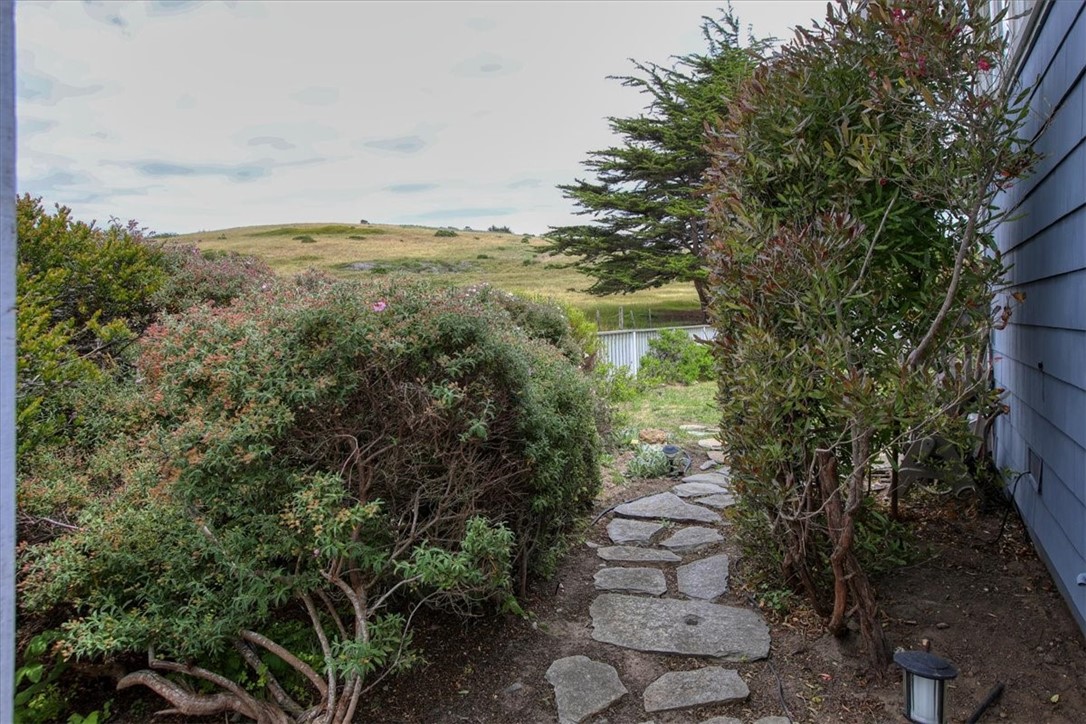 4824 Windsor Blvd, Cambria, CA 93428
