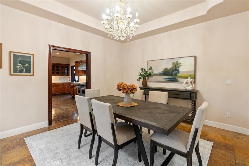5255 Escarpa Ave, Atascadero, CA 93422