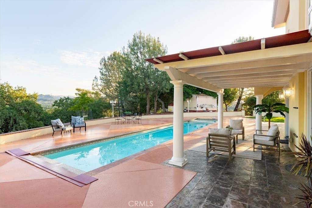 5255 Escarpa Ave, Atascadero, CA 93422
