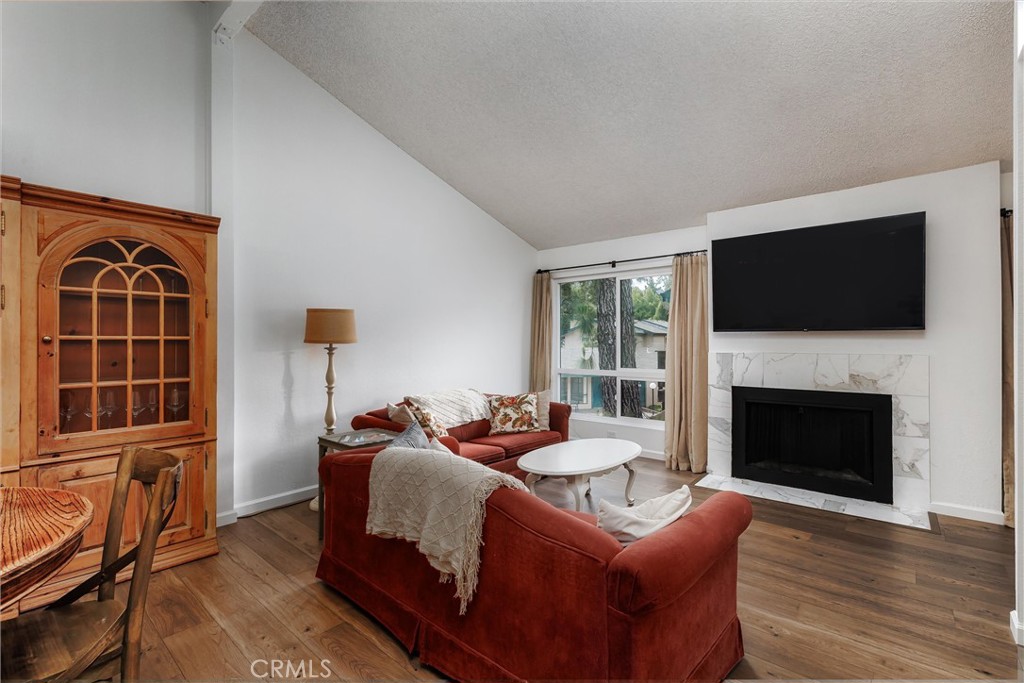 570 Peach #13, San Luis Obispo, CA 93401