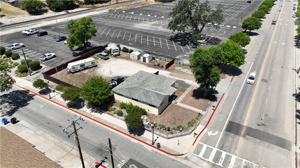 2103 Riverside, Paso Robles, CA 93446