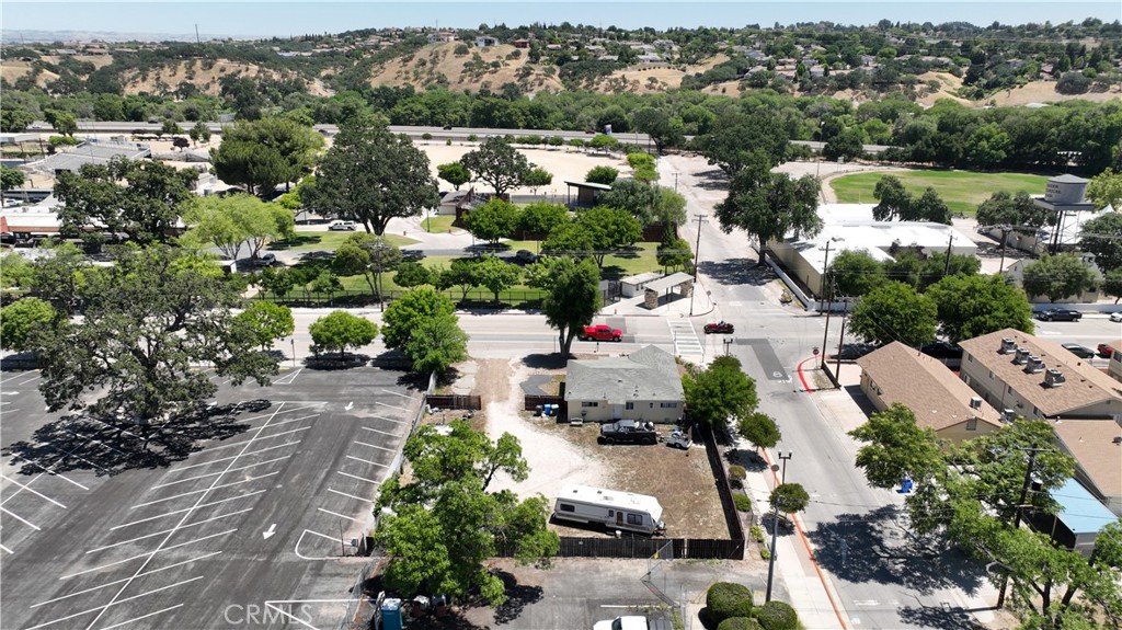 2103 Riverside, Paso Robles, CA 93446