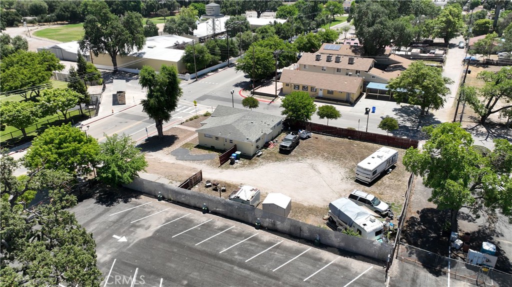 2103 Riverside, Paso Robles, CA 93446