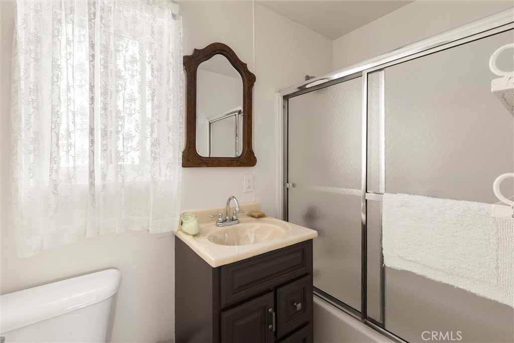 31 8th St, Cayucos, CA 93430
