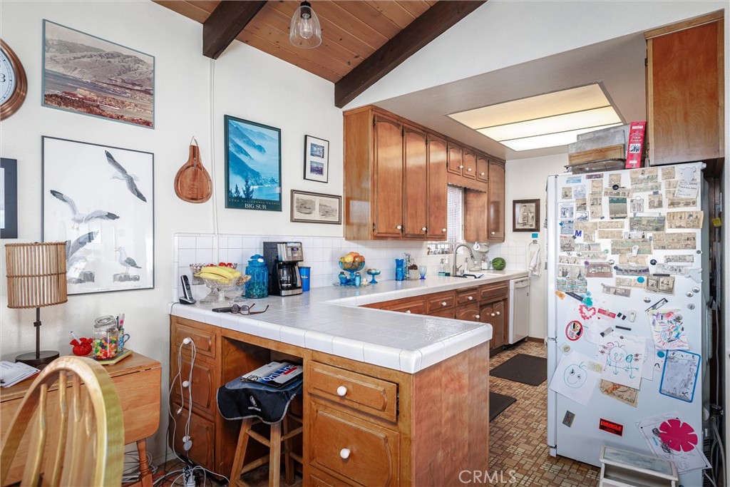 2023 Circle, Cayucos, CA 93430