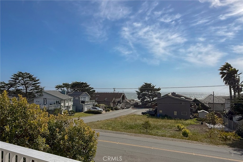 5320 Windsor Blvd, Cambria, CA 93428