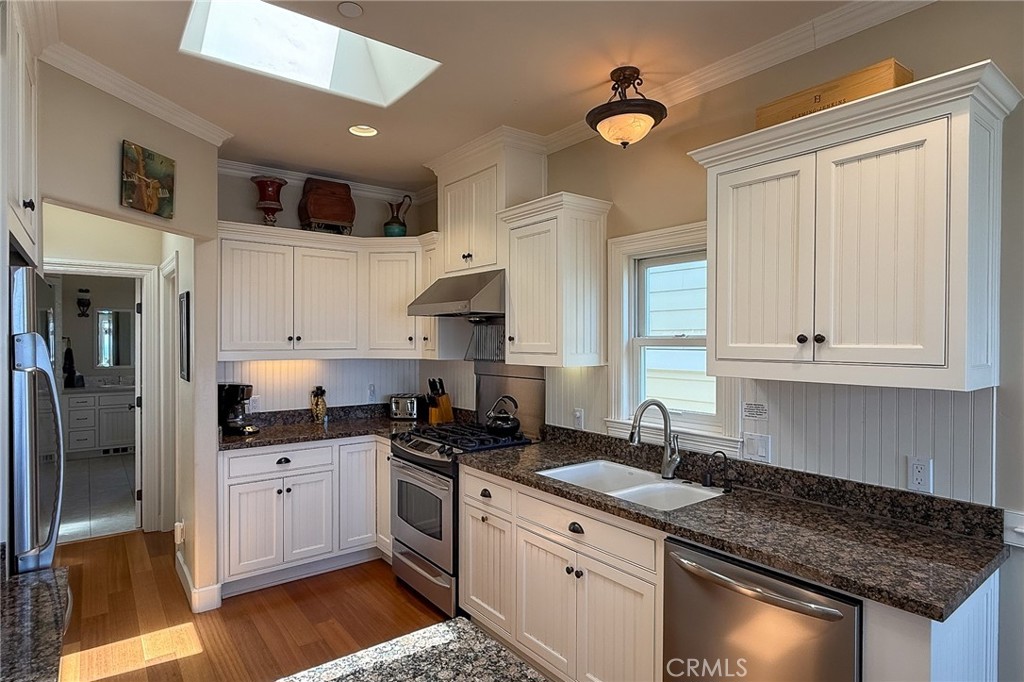 5320 Windsor Blvd, Cambria, CA 93428