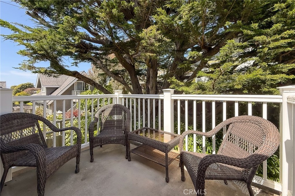 5320 Windsor Blvd, Cambria, CA 93428