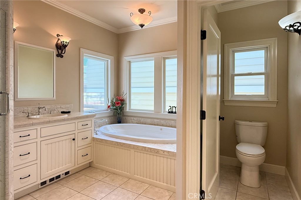 5320 Windsor Blvd, Cambria, CA 93428