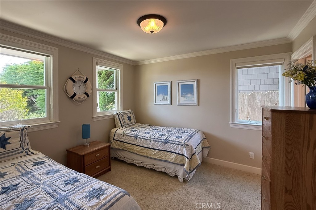 5320 Windsor Blvd, Cambria, CA 93428