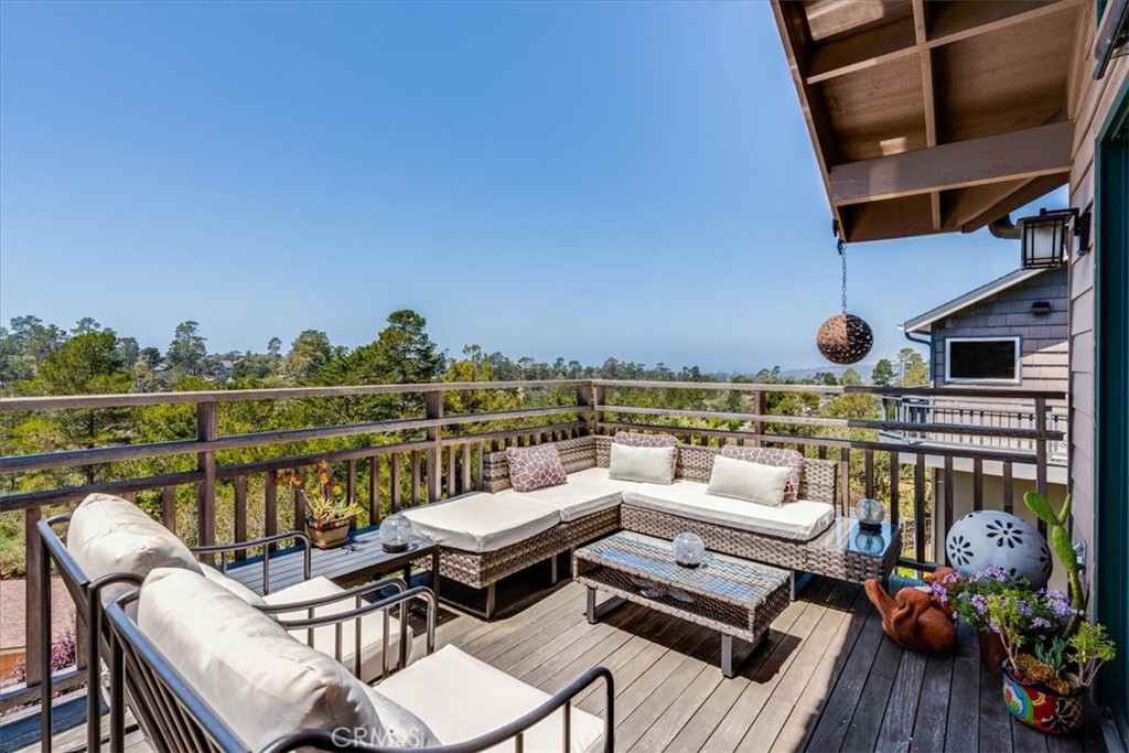 1919 Richard Ave, Cambria, CA 93428