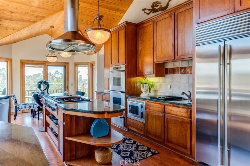1919 Richard Ave, Cambria, CA 93428