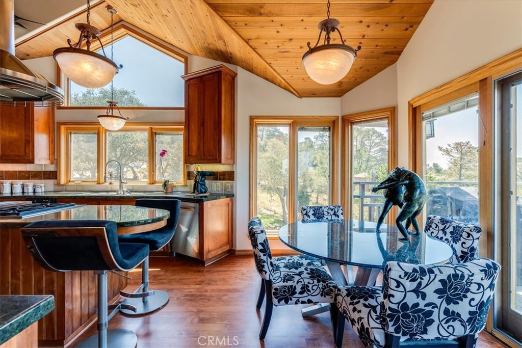 1919 Richard Ave, Cambria, CA 93428