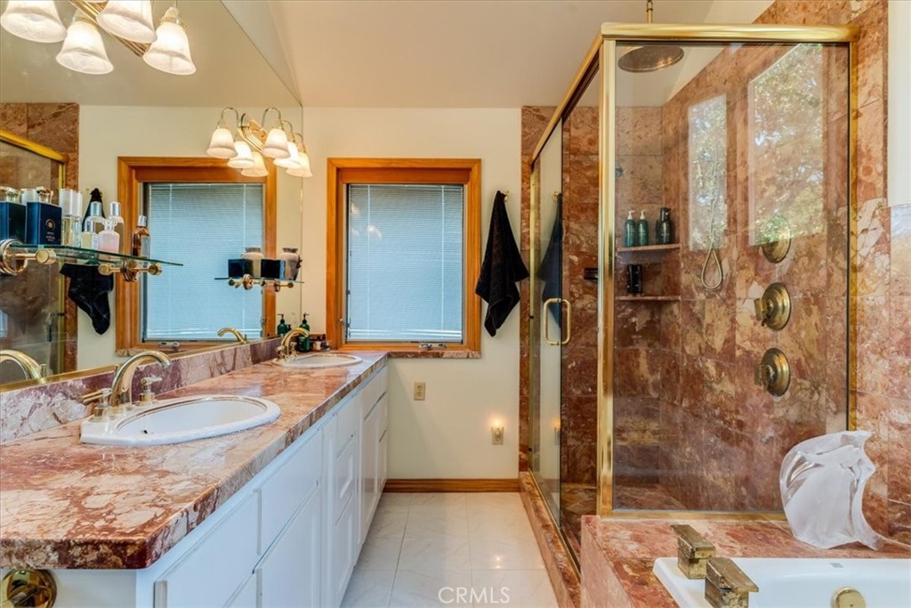 1919 Richard Ave, Cambria, CA 93428