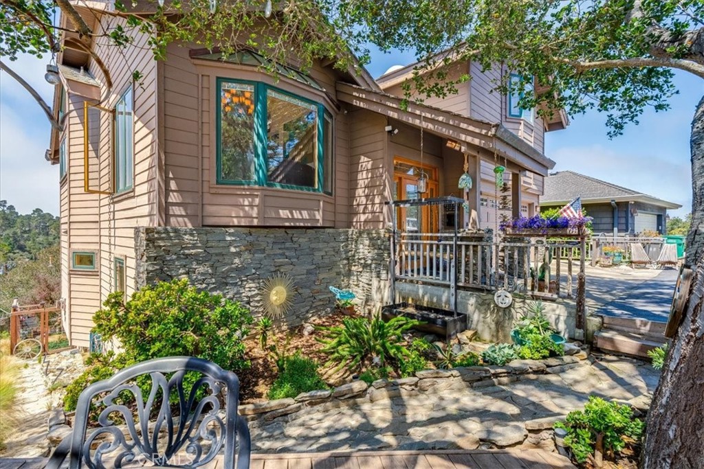 1919 Richard Ave, Cambria, CA 93428