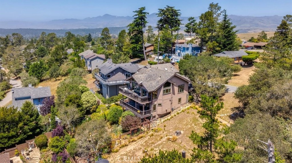 1919 Richard Ave, Cambria, CA 93428