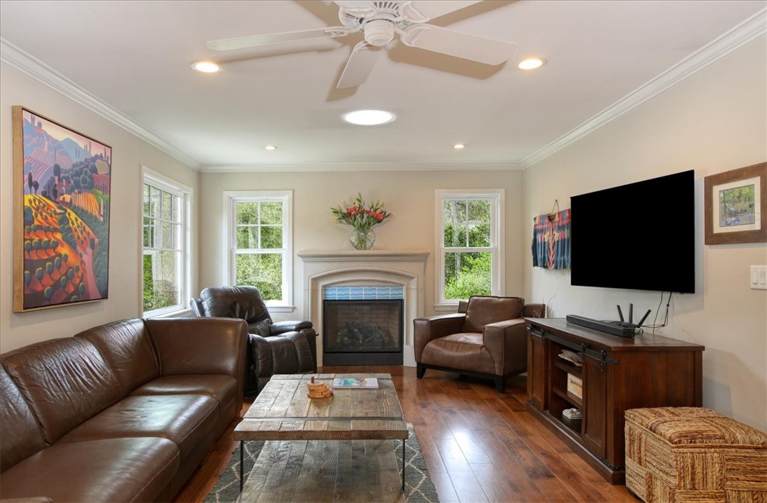 1835 Orville Ave, Cambria, CA 93428