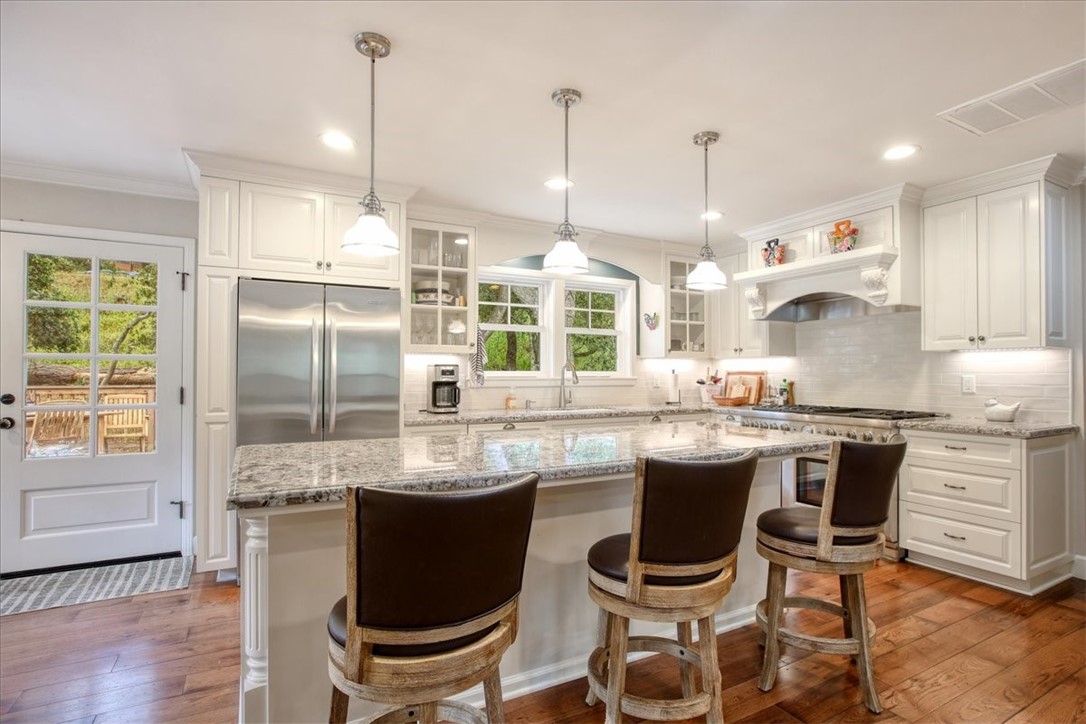 1835 Orville Ave, Cambria, CA 93428