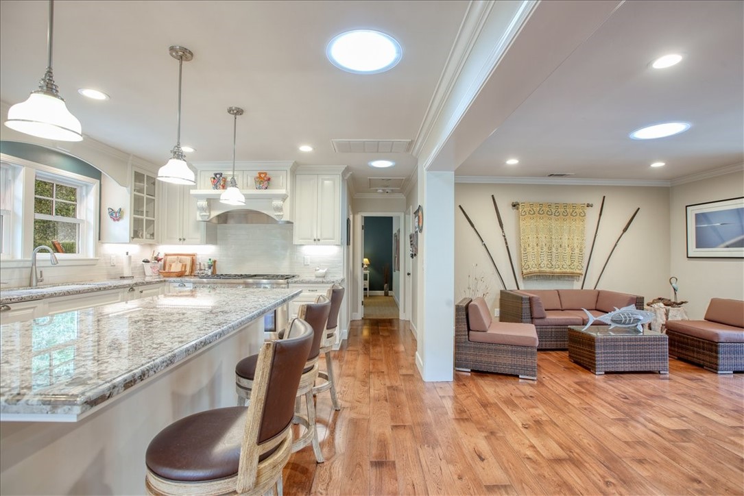 1835 Orville Ave, Cambria, CA 93428