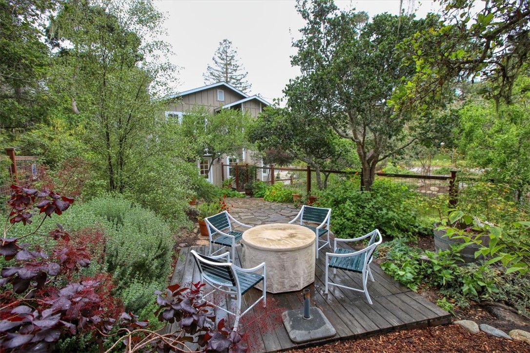 1835 Orville Ave, Cambria, CA 93428