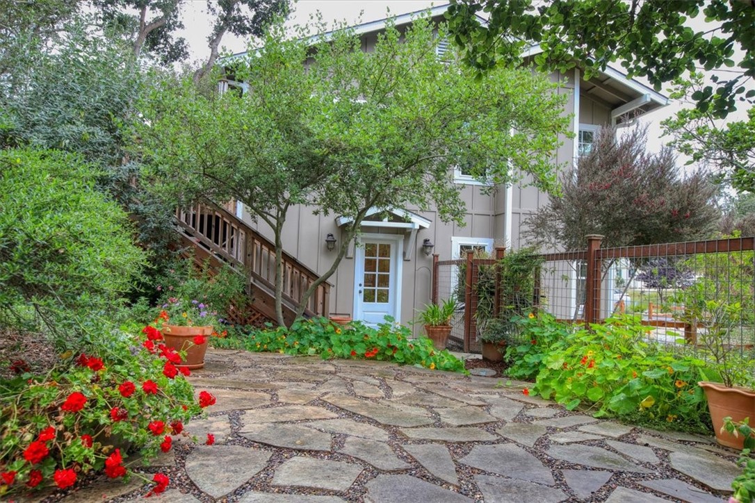 1835 Orville Ave, Cambria, CA 93428