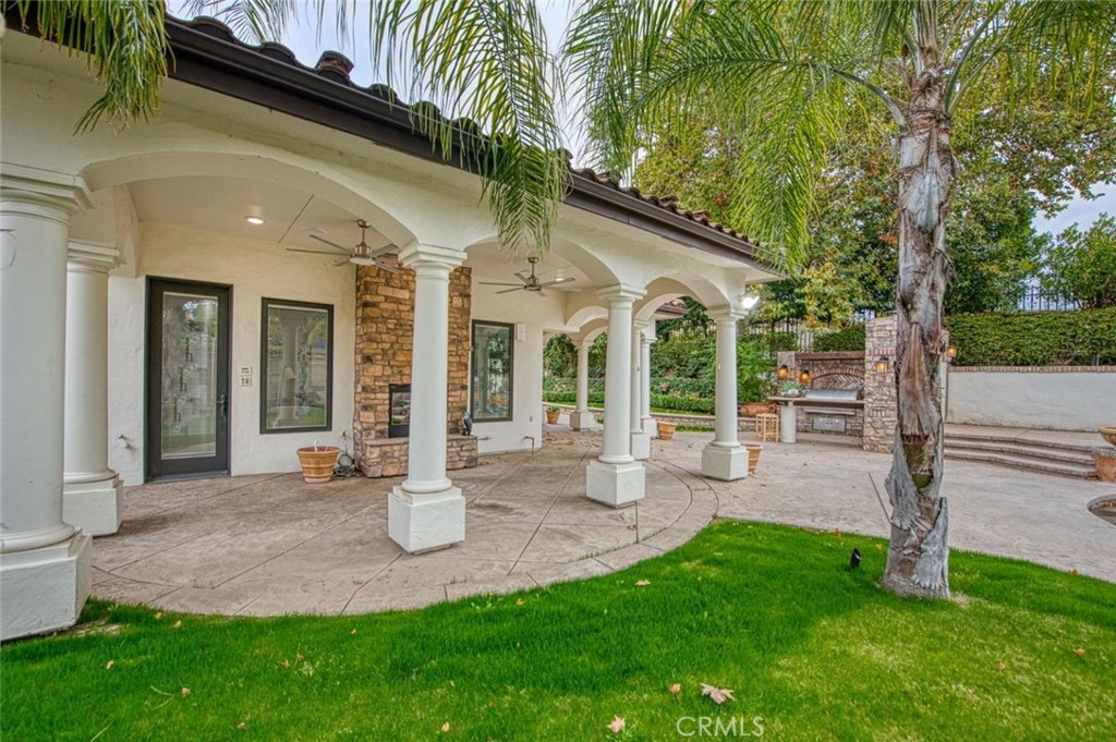 2283 E Sarazen, Fresno, CA 93730