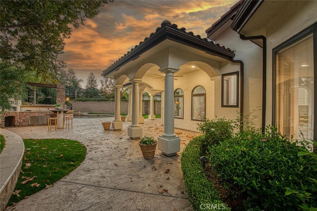2283 E Sarazen, Fresno, CA 93730