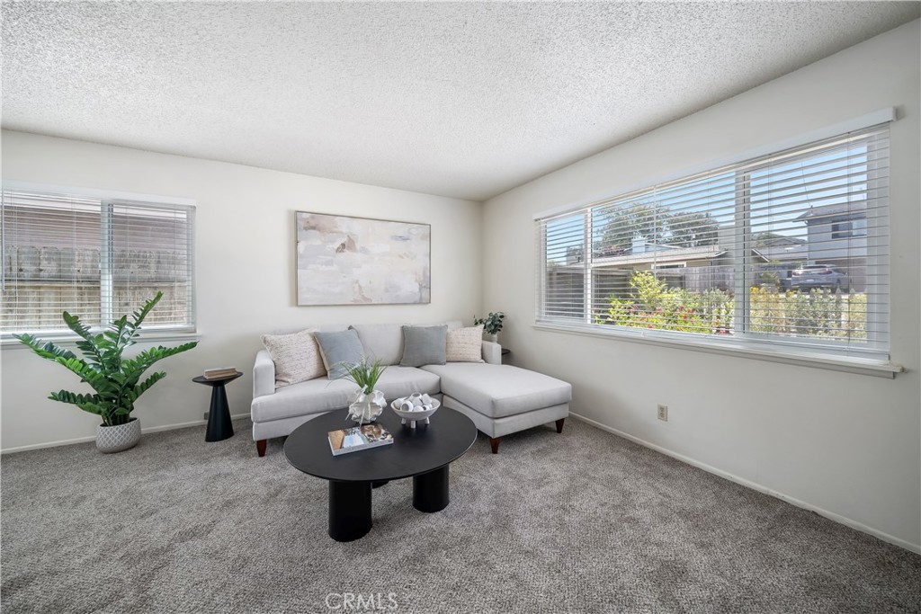 550 Mitchell Dr, Los Osos, CA 93402