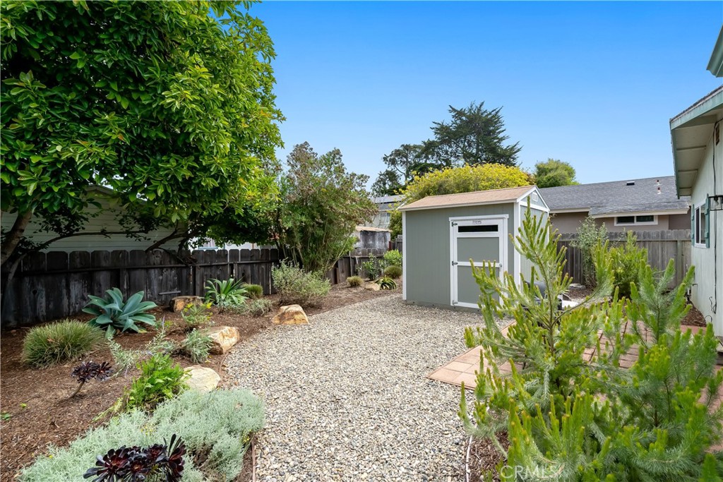 550 Mitchell Dr, Los Osos, CA 93402