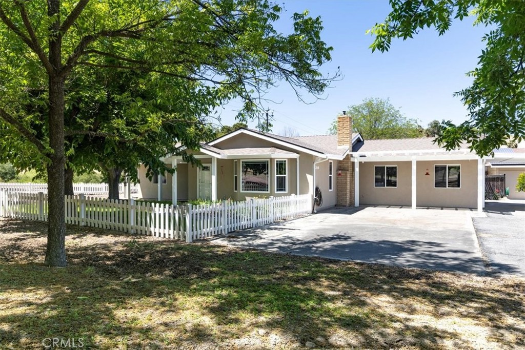 3110 Nacimiento Lake Dr, Paso Robles, CA 93446