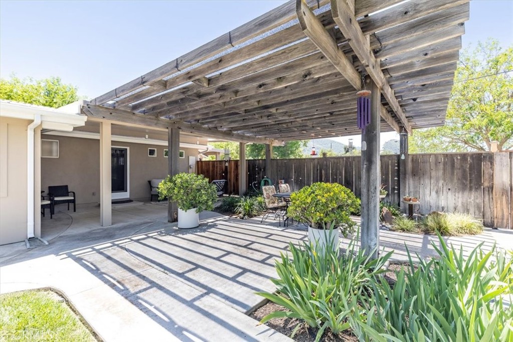 3110 Nacimiento Lake Dr, Paso Robles, CA 93446