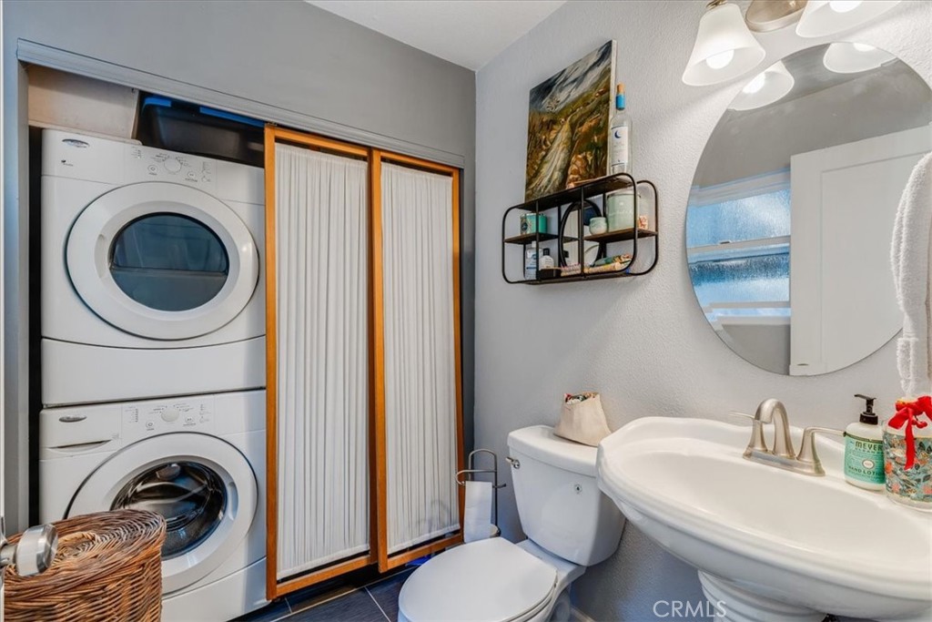 2195 Green Street, Cambria, CA 93428