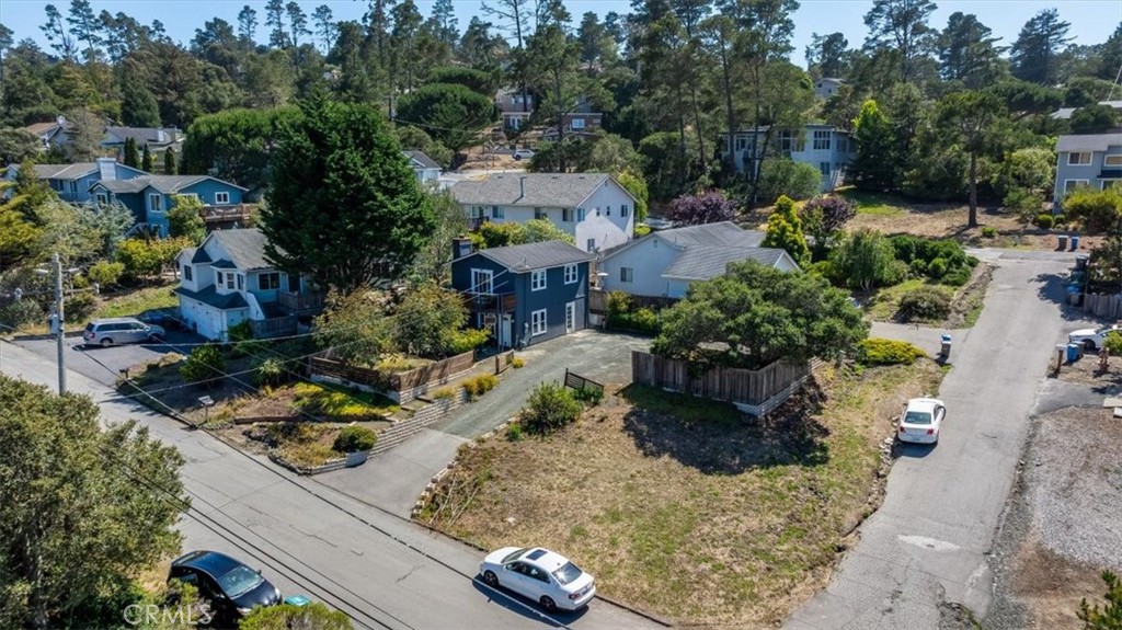 2195 Green Street, Cambria, CA 93428