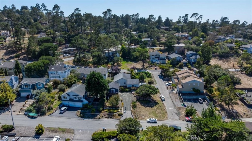 2195 Green Street, Cambria, CA 93428