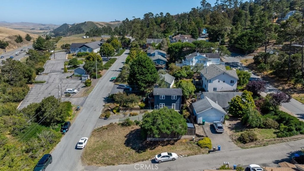 2195 Green Street, Cambria, CA 93428