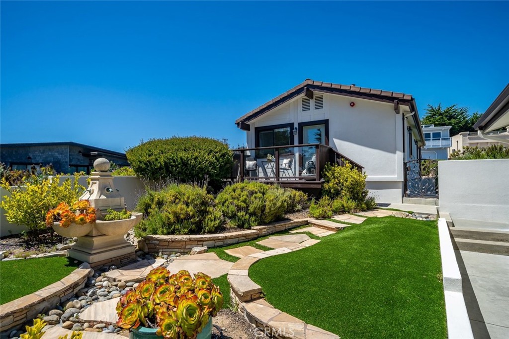 5752 Moonstone Beach, Cambria, CA 93428