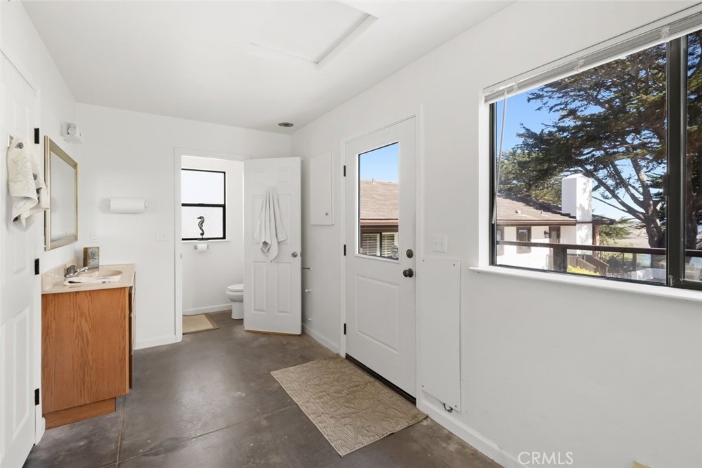5752 Moonstone Beach, Cambria, CA 93428