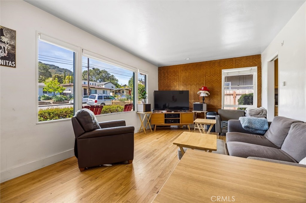 298 Ramona Dr, San Luis Obispo, CA 93405