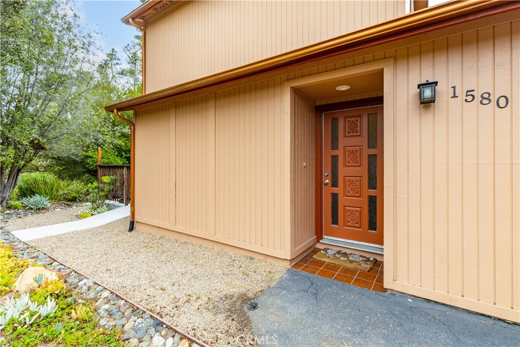 1580 Emerson, Cambria, CA 93428