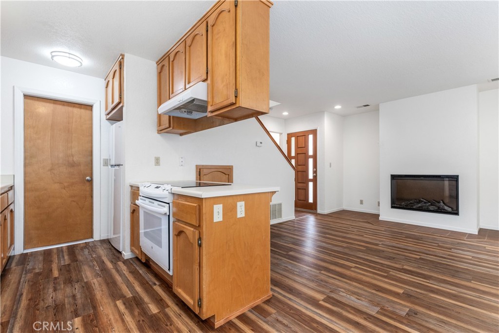 1580 Emerson, Cambria, CA 93428