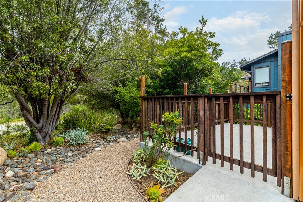 1580 Emerson, Cambria, CA 93428