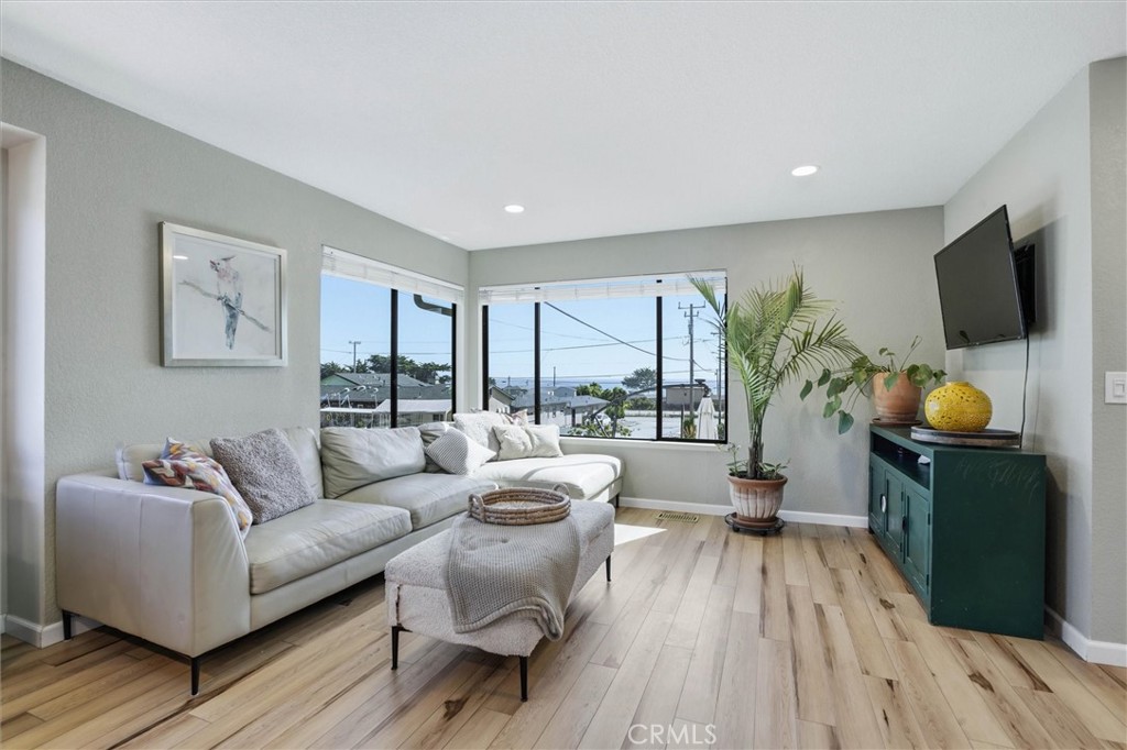 2797 Orville Ave, Cayucos, CA 93430