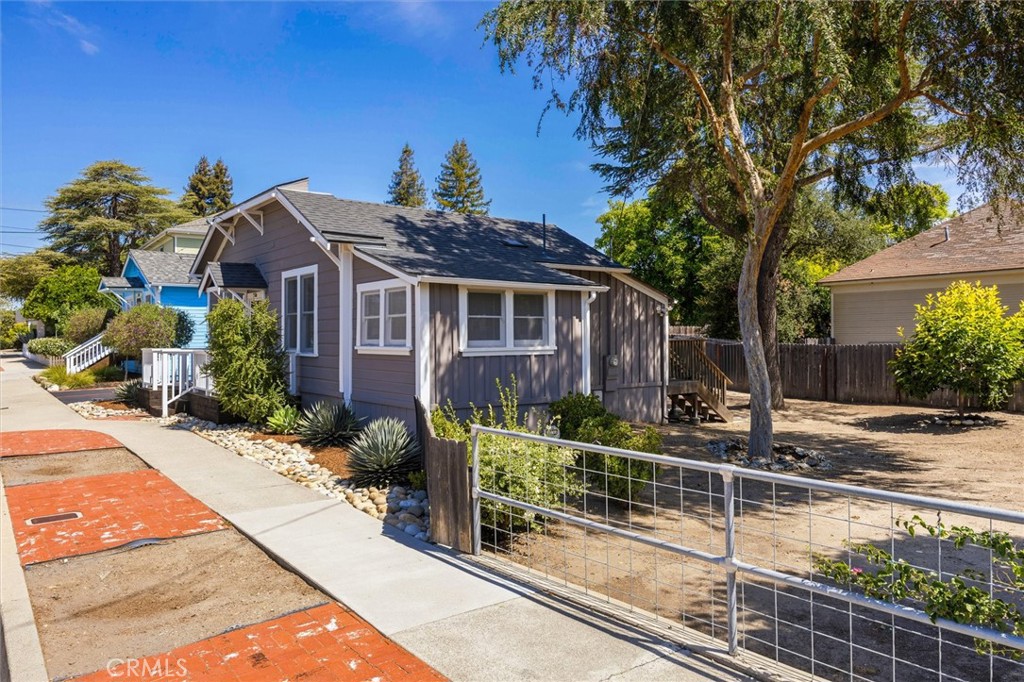 1516 Toro St, San Luis Obispo, CA 93401