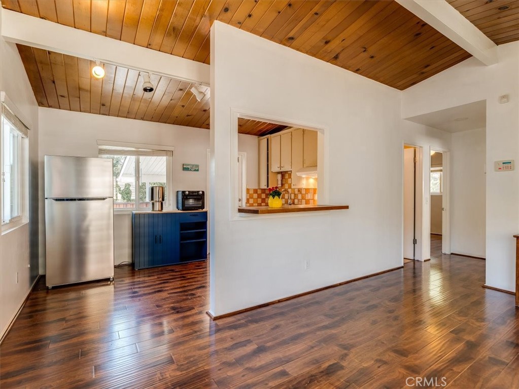1520 Astor Ave, Cambria, CA 93428